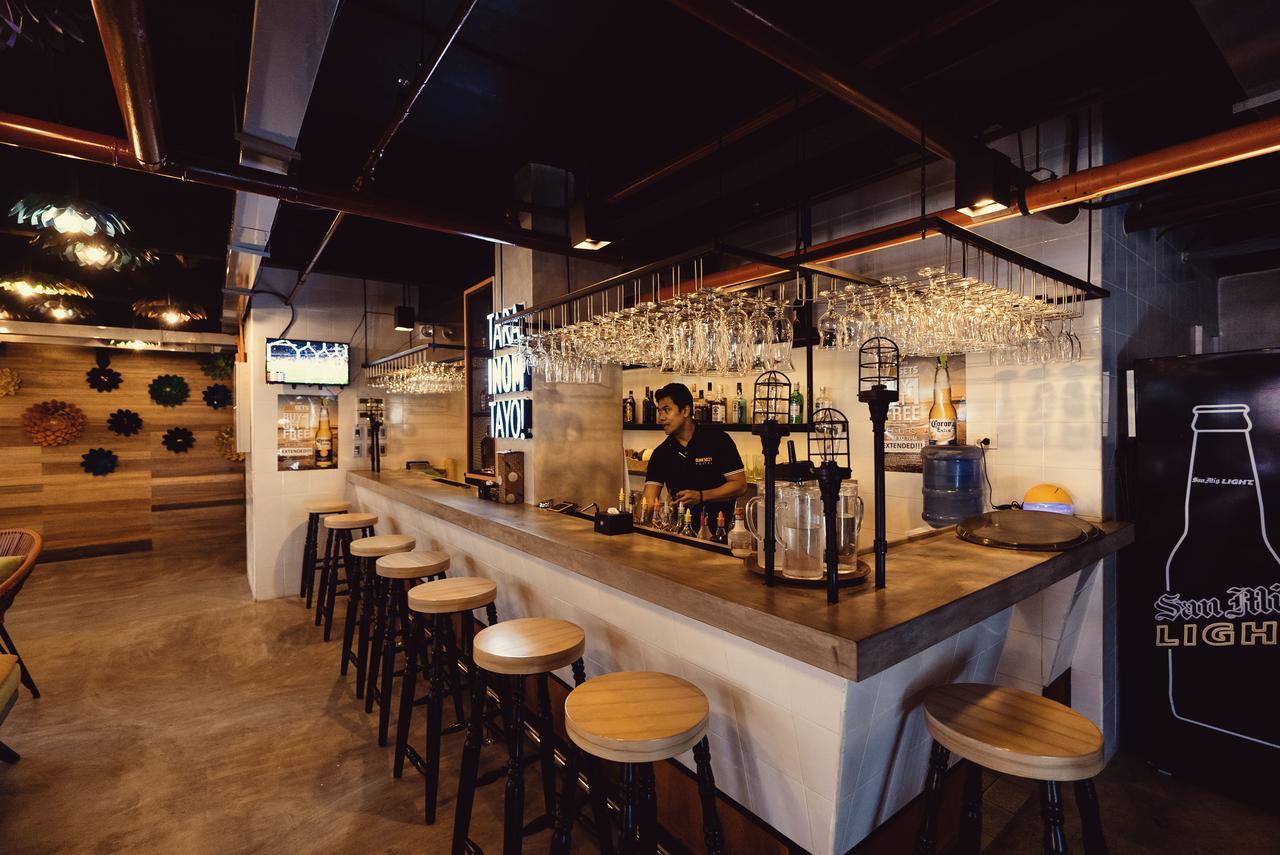 Bunk 5021 Hostel Makati City Екстер'єр фото