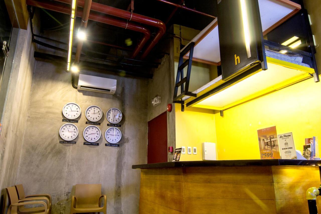 Bunk 5021 Hostel Makati City Екстер'єр фото